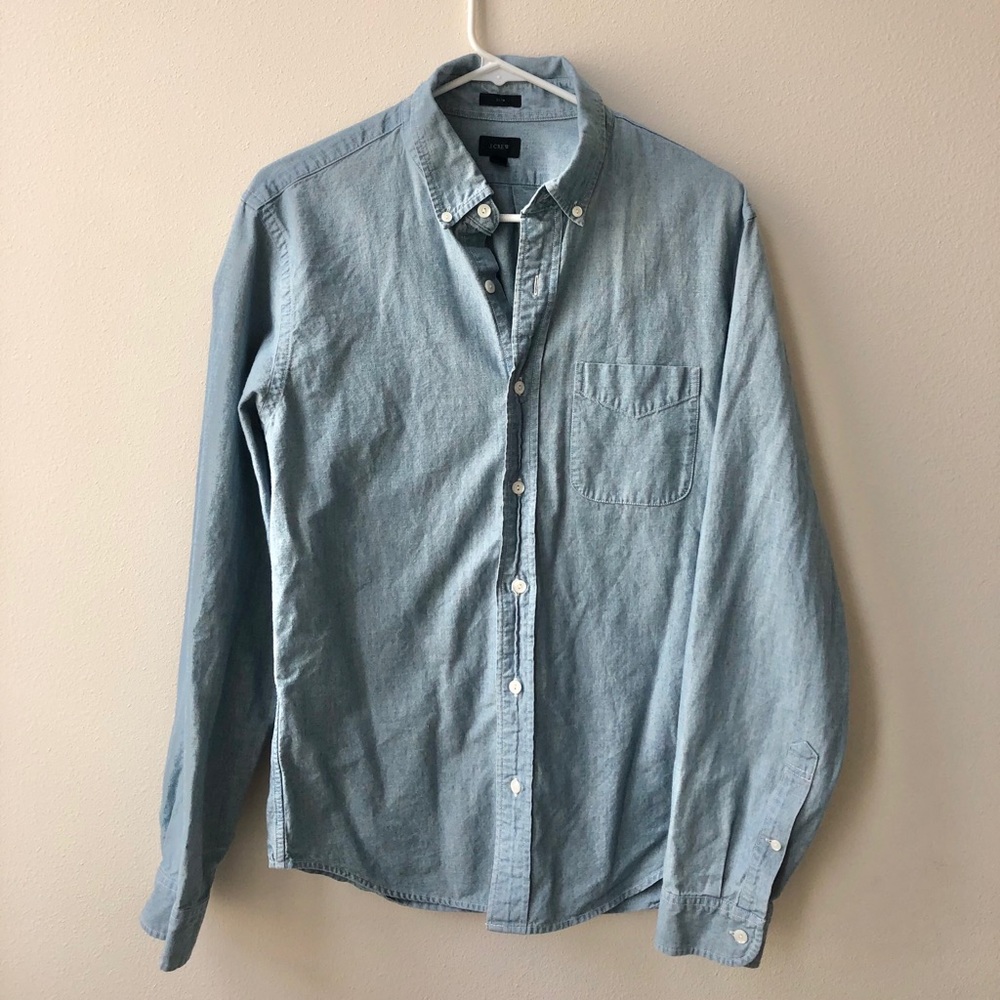 Men’s J.Crew light blue 100% cotton shirt!
